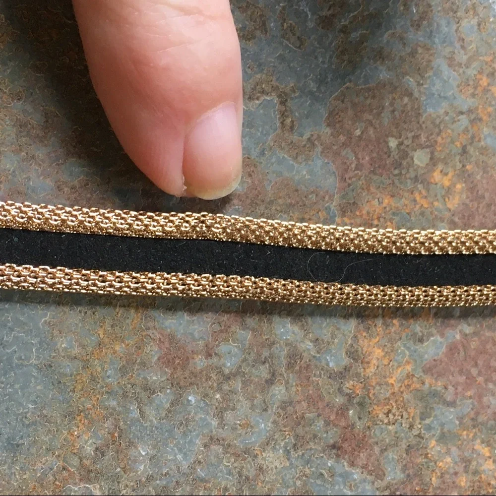 Offer??  Retro style woven metal choker necklace gold (color) black bold unique - Picture 2 of 8